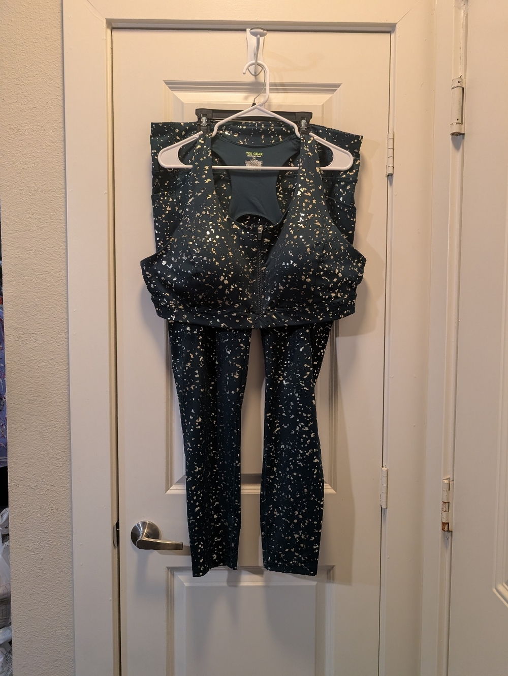 Darker Teal & Metallic Gold Animal Print Plus Tek Gear Active Wear Set